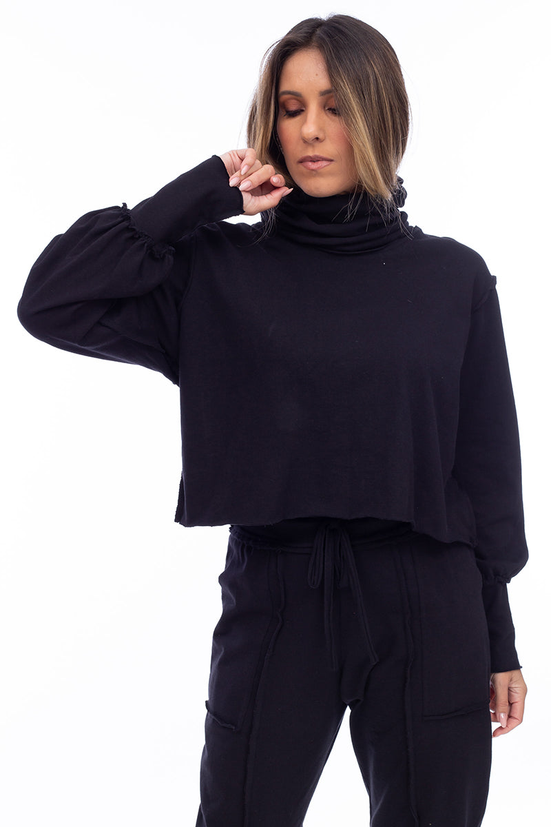 HIGH NECK COMFY SWEATSHIRT