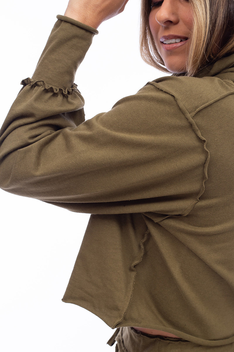HIGH NECK COMFY SWEATSHIRT