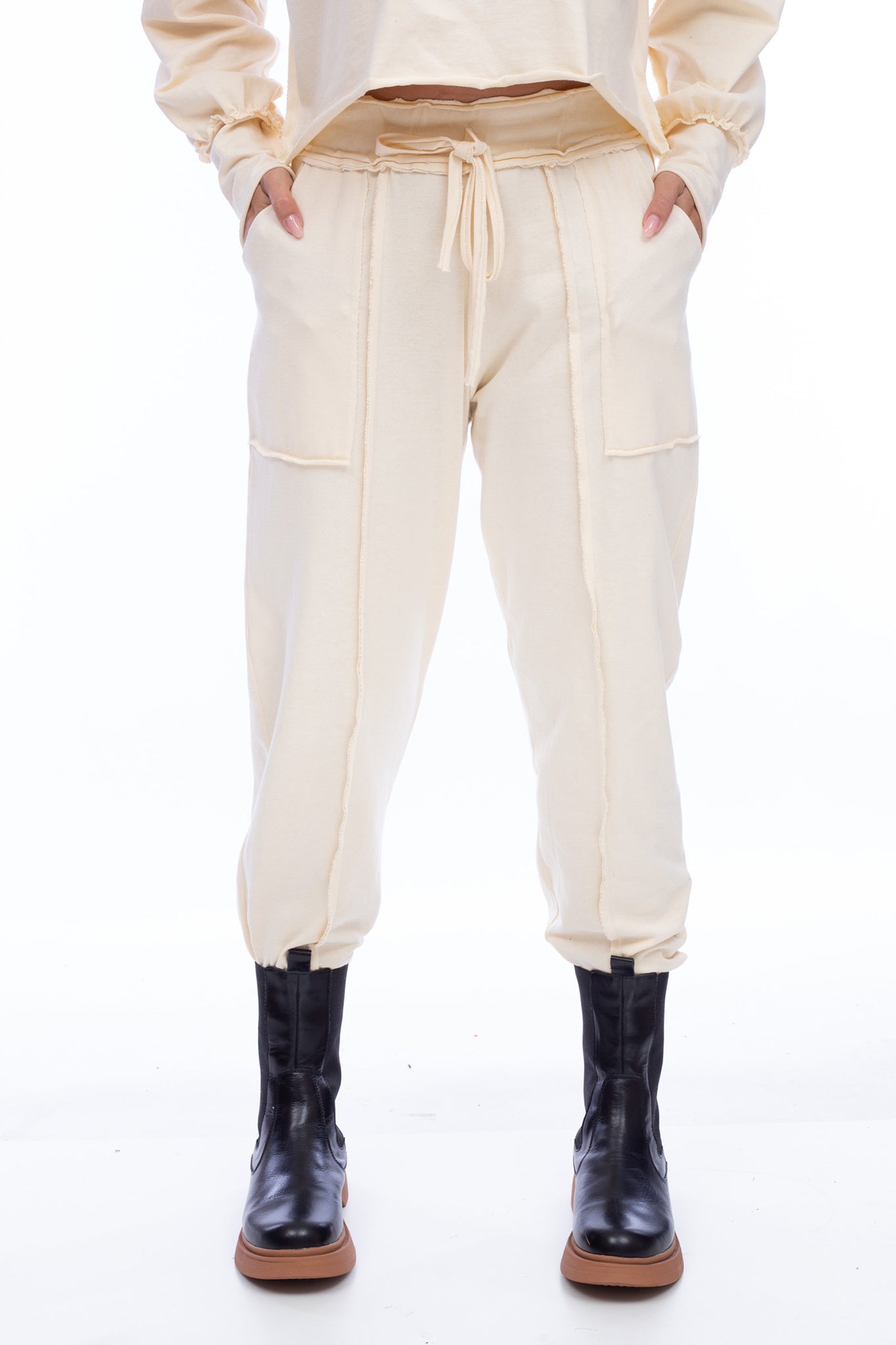 COMFY CARROT PANTS