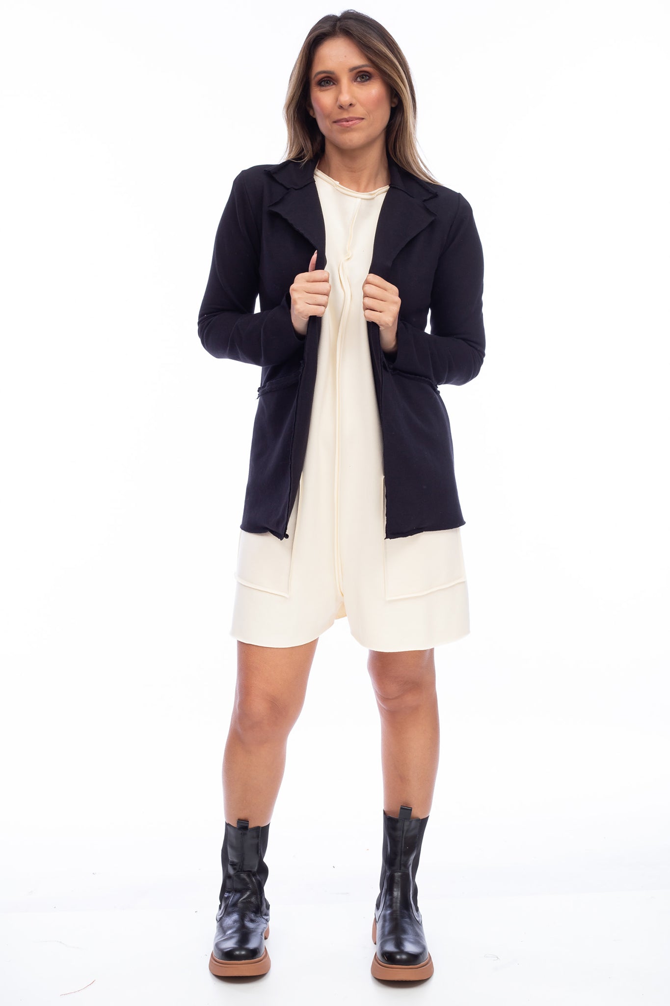 COMFY BLAZER