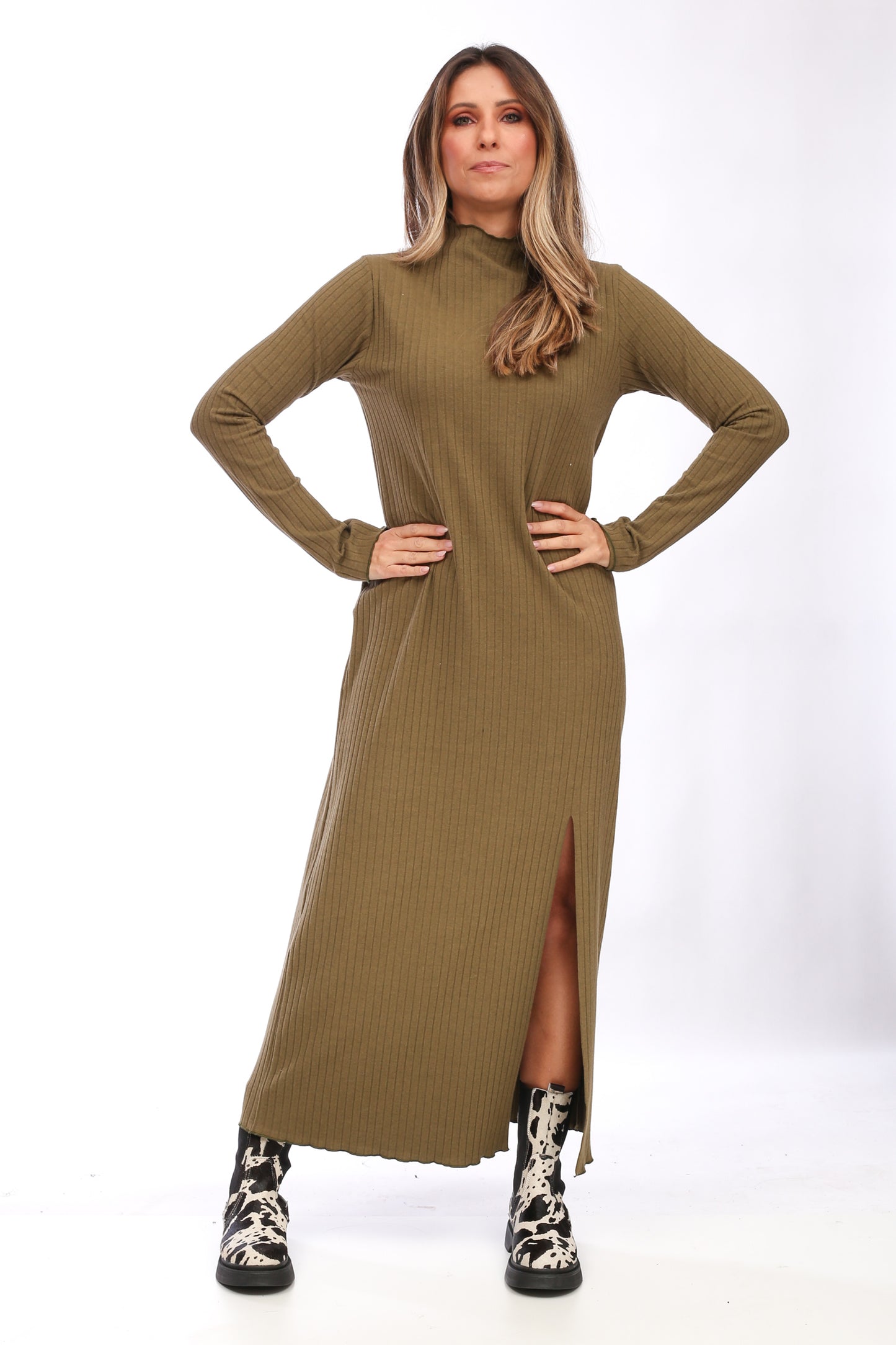 RIBBED SLIT DRESS